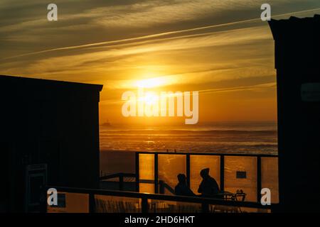 Sonnenuntergang am Atlantik, Costa Nova, Portugal. Hochwertige Fotos Stockfoto