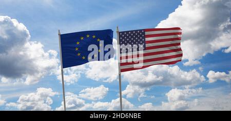 Flaggen der USA und der Europäischen Union, Allianz. Himmel Hintergrund. Stockfoto