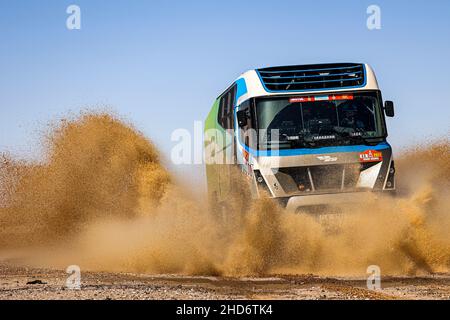 Al Qaysumah, Saudi-Arabien. 04th Januar 2022. 00 Phillipe Jacquot, Fahrer des Gaussin H2 Racing Truck, Aktion während der Etappe 3 der Rallye Dakar 2022 zwischen Al Qaysumah und Al Qaysumah, am 4th 2022. Januar in Al Qaysumah, Saudi-Arabien - Foto Julien Delfosse/DPPI Credit: DPPI Media/Alamy Live News Stockfoto