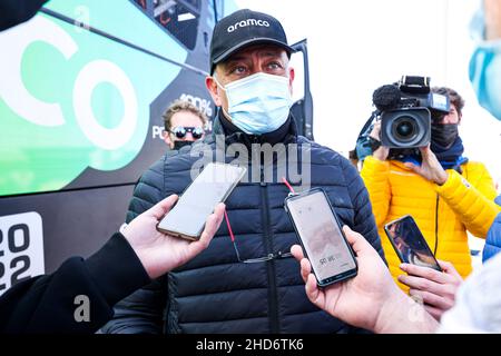 Al Qaysumah, Saudi-Arabien. 04th Januar 2022. Bailly Jean-Claude (Fra), Executive Vice President von Gaussin, Portrait während der Etappe 3 der Rallye Dakar 2022 zwischen Al Qaysumah und Al Qaysumah, am 4th 2022. Januar in Al Qaysumah, Saudi-Arabien - Foto Julien Delfosse/DPPI Credit: DPPI Media/Alamy Live News Stockfoto