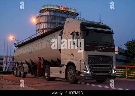 Volvo LKW mit Tankwagen mit flüssigem Wasserstoff Stockfoto