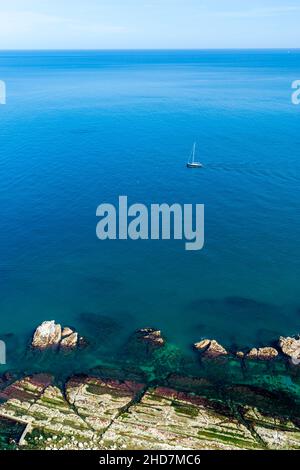 Nationalpark Monte Conero, Seascape, Blick auf den Strand von Scalaccia di Ancono, Marken, Italien, Europa Stockfoto