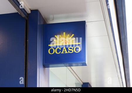 VALENCIA, SPANIEN - 03. JANUAR 2022: Ocaso ist eine spanische Versicherungsgesellschaft Stockfoto