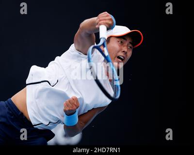 RINKY HIJIKATA (AUS) in Aktion beim Melbourne Summer Set Qualifying 2022 am Dienstag, den 2022. Januar, im Melbourne Park Stockfoto