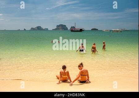 Prah Nang Beach auf der Halbinsel Railay Beach ist einer der schönsten Strände Thailands. Stockfoto