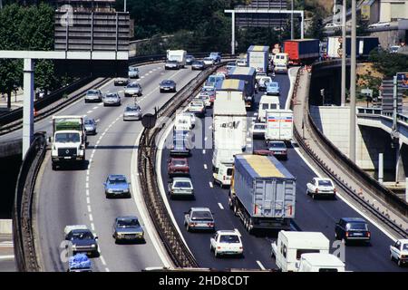 Archiv 80ies: Fourvieres-Tunnel, kritischer Transitpunkt, Perrache-Bezirk, Lyon, Zentralfrankreich Stockfoto