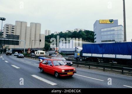 Archiv 80ies: Fourvieres-Tunnel, kritischer Transitpunkt, Perrache-Bezirk, Lyon, Zentralfrankreich Stockfoto