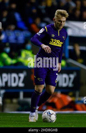 Kamil Jozwiak von Derby County während des Sky Bet Championship-Spiels im Madejski Stadium, Reading. Bilddatum: Montag, 3. Januar 2022. Stockfoto