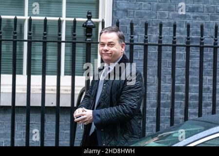 London, Großbritannien. 04th Januar 2022. London 4th. Januar 2022 Nigel Adams, Staatsminister (Kabinett), kommt in der Downing Street in London an. Kredit: Ian Davidson/Alamy Live Nachrichten Stockfoto