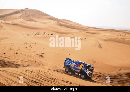 500 Sotnikov Dmitry (rus), Akhmadeev Ruslan (rus), Akhmetzianov Ilgiz (rus), Kamaz-Master, Kamaz 43509, T5 FIA Camion, Aktion während der Etappe 3 der Rallye Dakar 2022 zwischen Al Qaysumah und Al Qaysumah, am 4th 2022. Januar in Al Qaysumah, Saudi-Arabien - Foto: Eric Vargiolu/DPPI/LiveMedia Stockfoto