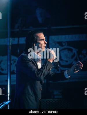 Nick Cave spielt St. Georges Hall, Bradford. Stockfoto