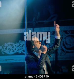 Nick Cave spielt St. Georges Hall, Bradford. Stockfoto