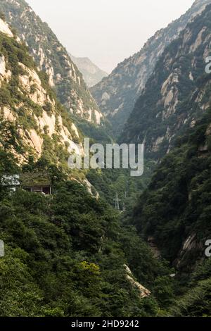 Canyon am Fuße des Hua Shan Berges, China Stockfoto