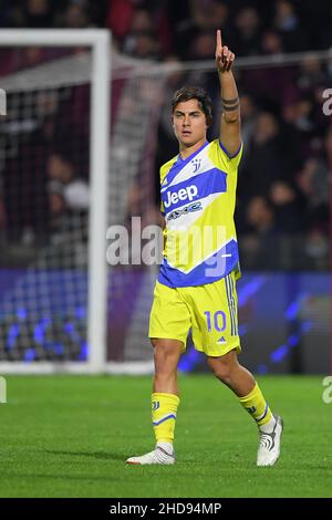 SALERNO, ITALIEN - 30. NOVEMBER: Paulo Dybala von Juventus feiert nach einem Tor, um es 0-1 während der Serie A Spiel zwischen US Salernitana zu machen Stockfoto
