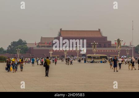 PEKING, CHINA - 27. AUGUST 2018: Himmlisches Friedenstor des Himmlischen Friedens in Peking, China Stockfoto