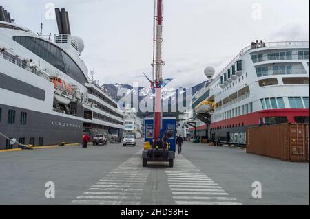 Antarktis Schiffe in Ushuaia docken im Süden Argentiniens an Stockfoto