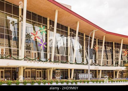 Texas, DEZ 27 2021 - Außenansicht des Hobby Center for the Performing Arts Stockfoto