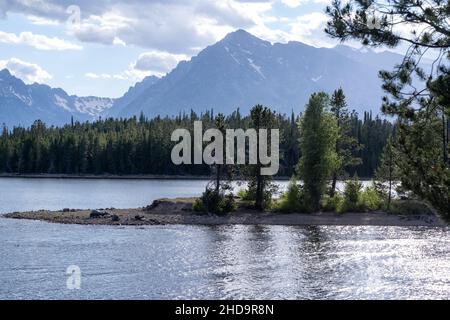 Blick auf die Coulter Bay im Grand Teton National Park, am Jackson Lake in Wyoming Stockfoto