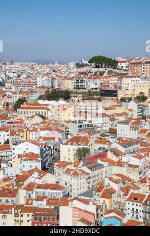 Bairro Alto in Lissabon von der Burg São Jorge aus gesehen Stockfoto