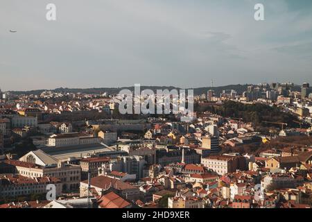 Bairro Alto in Lissabon von der Burg São Jorge aus gesehen Stockfoto