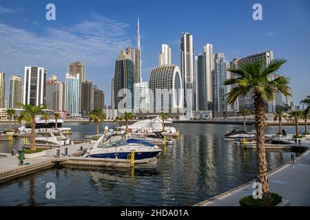 Marina Dubai Canal und Business District mit extraodinay modernen Architektur Dubai Stockfoto