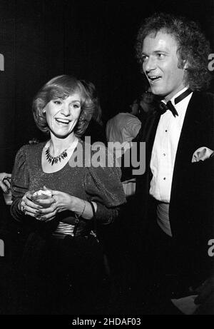 Anthony Geary bei den Annual American Music Awards 9th im Shrine Auditorium in Los Angeles, Kalifornien 25. Januar 1982 Quelle: Ralph Dominguez/MediaPunch Stockfoto