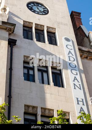 Cadogan Hall, eine Konzerthalle in Sloane Terrace, Chelsea, London; Gebäude, das 1907 von Robert Fellowes Chisholm entworfen wurde. Klasse II aufgeführt Stockfoto