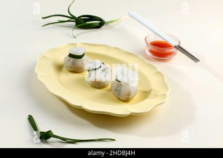 Chinesische Zubereitung von Gemüse Dim Sum oder Yumcha. Asiatische Küche chinesische traditionelle Küche. Stockfoto