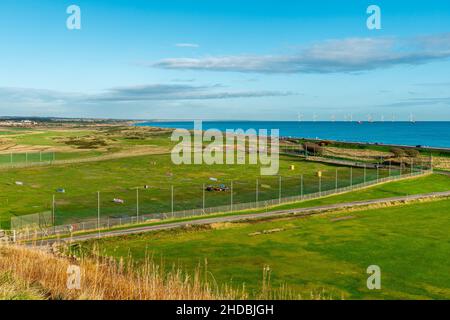 Aberdeen, Schottland, Großbritannien, 17th. November 2021, Aberdeen Bridge of Don und Windmills. Stockfoto