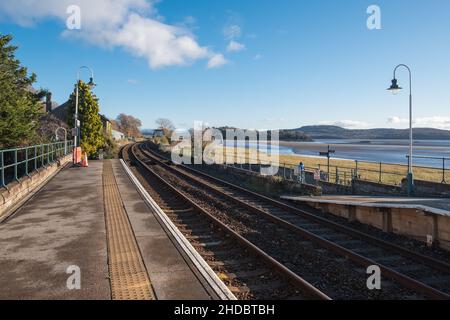 Der Bahnhof in Grange-over-Sands im Lake District, Cumbria Stockfoto