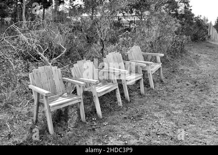Vier leere Stühle im Jackson Pollack und Lee Krasner Heim- und Studienzentrum in East Hampton Stockfoto
