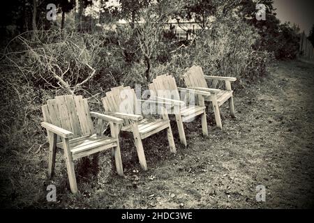 Vier leere Stühle im Jackson Pollack und Lee Krasner Heim- und Studienzentrum in East Hampton Stockfoto