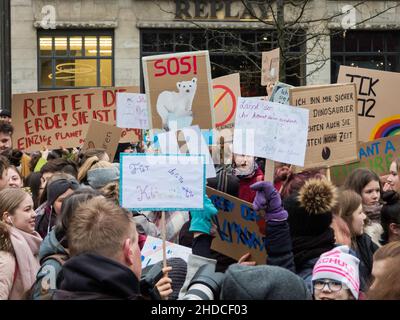 Demonstrationsfreitage für die Zukunft in Hamburg / Demonstrationsfreitage für die Zukunft in Hamburg Stockfoto