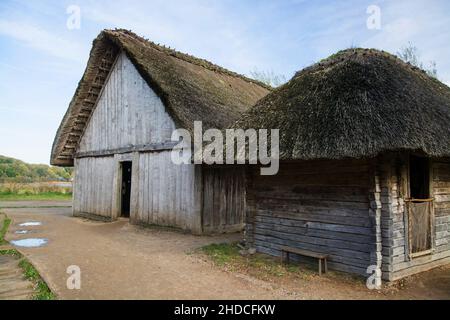 Haithabu war eine bedeutende Siedlung der Wikinger. Der Ort gilt als frühe mittelalterliche Stadt in Nordeuropa und war ein wichtiger Handelsort und H Stockfoto