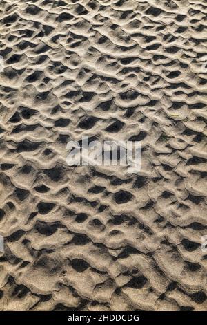 Nahaufnahme von windgeformten Mustern im Sand; Fort Stevens State Park; Pazifik; Küste von Oregon; USA Stockfoto