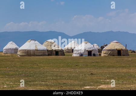 Jurtenlager in der Nähe des Song-Kul-Sees, Kirgisistan Stockfoto