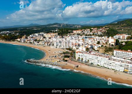 Vogelperspektive auf Sant Pol de Mar, Spanien Stockfoto