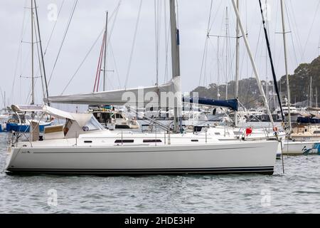 Hanse 370 Segelyacht liegt auf Pittwater, Sydney, Australien Stockfoto