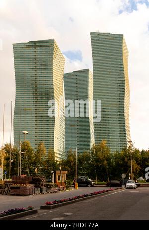 Emerald Towers Immobilien moderner Komplex, entworfen vom Architekten Roy Varacalli, Astana, nur-Sultan, Kasachstan, Zentralasien Stockfoto