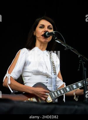 PJ Harvey, V2003, Hylands Park, Chelmsford, Essex, Großbritannien - 16. August 2003 Stockfoto