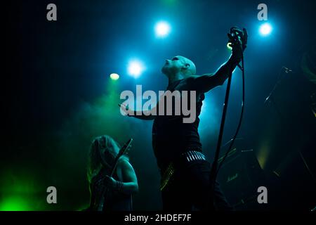 Bergen, Norwegen. 08th, August 2021. Die norwegische Black Metal Band Taake spielt ein Live-Konzert im USF Veftet während Beyond The Gates 2021 in Bergen. Hier ist Sänger Hoest live auf der Bühne zu sehen. (Bildnachweis: Gonzales Photo - Jarle H. Moe). Stockfoto