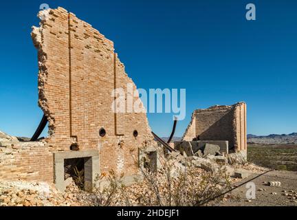 Staubkammer, Ruinen in der Stadt Swansea Copper Mining, Buckskin Mountains, Sonoran Desert, Arizona, USA Stockfoto