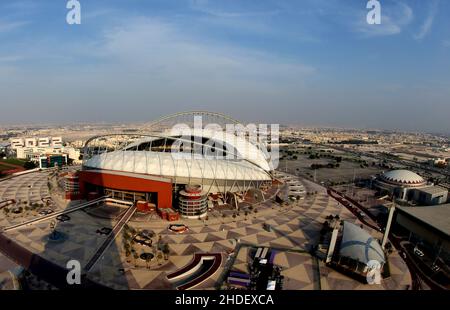 Allgemeine Ansicht außerhalb des Khalifa-Stadions in Doha, Katar. Aus dem Fackel Hotel im Aufbau bis zur FIFA Fußball-Weltmeisterschaft 2022. Foto von MB Media 14/12/2021 Stockfoto