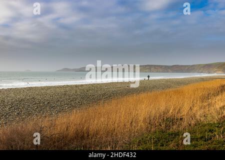 Newgale Sands im Winter im Pembrokeshire Coast National Park, South Wales Stockfoto