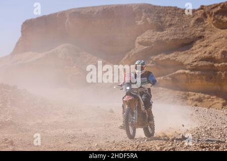 Riad, Saudi-Arabien. 06th Januar 2022. 153 Kennedy Werner (zaf), KTM 2022, Moto, W2RC, Original von Motul, Aktion während der Etappe 5 der Rallye Dakar 2022 um Riad, am 6th 2022. Januar in Riad, Saudi-Arabien - Foto Julien Delfosse / DPPI Stockfoto