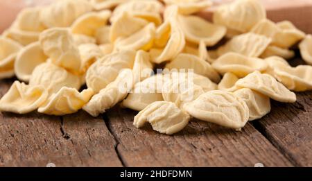 Roh, Olecchiette, Raws Stockfoto