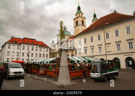 Kathedrale von St. Nikolaus, Cyril Methodius-Platz, Altstadt, Ljubljana, Slowenien Stockfoto