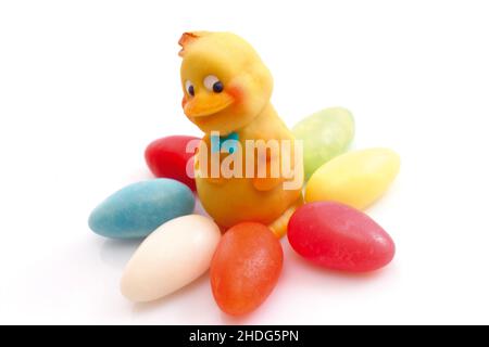 Marzipan, Küken, Marzipanfigur, Marzipan, Baby-Huhn, Babyente, Hühnerbaby, Jungvögel, Jungvögel, Marzipanfiguren Stockfoto