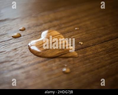 Herz, Wassertropfen, herzförmig, Herzen, Tropfen Wasser, Wassertropfen, Wassertropfen, herzförmig Stockfoto