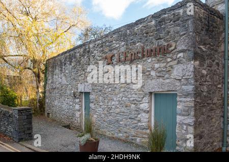 L'Enclume, das kürzlich in Cartmel, Lake District, Cumbria, Großbritannien, einen dritten Michelin-Stern erhielt Stockfoto